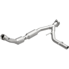 Load image into Gallery viewer, Magnaflow 03-04 Ford Expedition 5.4L Direct Fit Converter - Main Product View