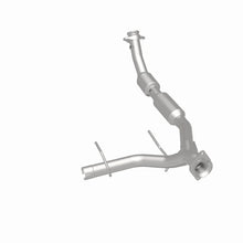 Load image into Gallery viewer, Magnaflow 03-04 Ford Expedition 5.4L Direct Fit Converter - Additional View 5