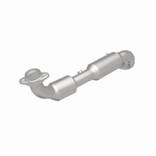 Load image into Gallery viewer, Magnaflow 03-04 Ford Expedition 5.4L Direct Fit Converter - Installation View