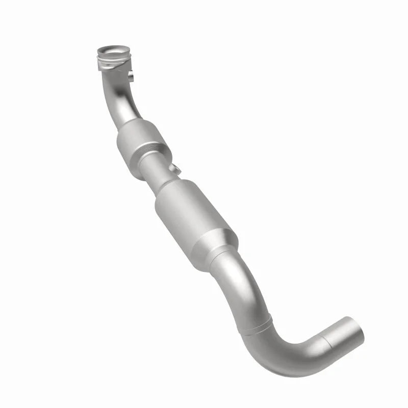 Magnaflow 03-04 Ford Expedition 5.4L Direct Fit Converter - Additional View 7