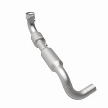 Load image into Gallery viewer, Magnaflow 03-04 Ford Expedition 5.4L Direct Fit Converter - Additional View 7