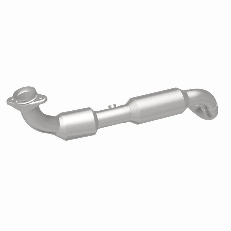 Magnaflow 03-04 Ford Expedition 5.4L Direct Fit Converter - Additional View 16