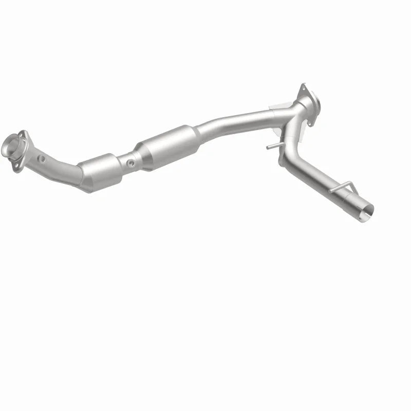 Magnaflow 03-04 Lincoln Navigator 5.4L Direct Fit Converter - Back View