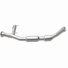 Load image into Gallery viewer, Magnaflow 03-04 Lincoln Navigator 5.4L Direct Fit Converter - Additional View 14