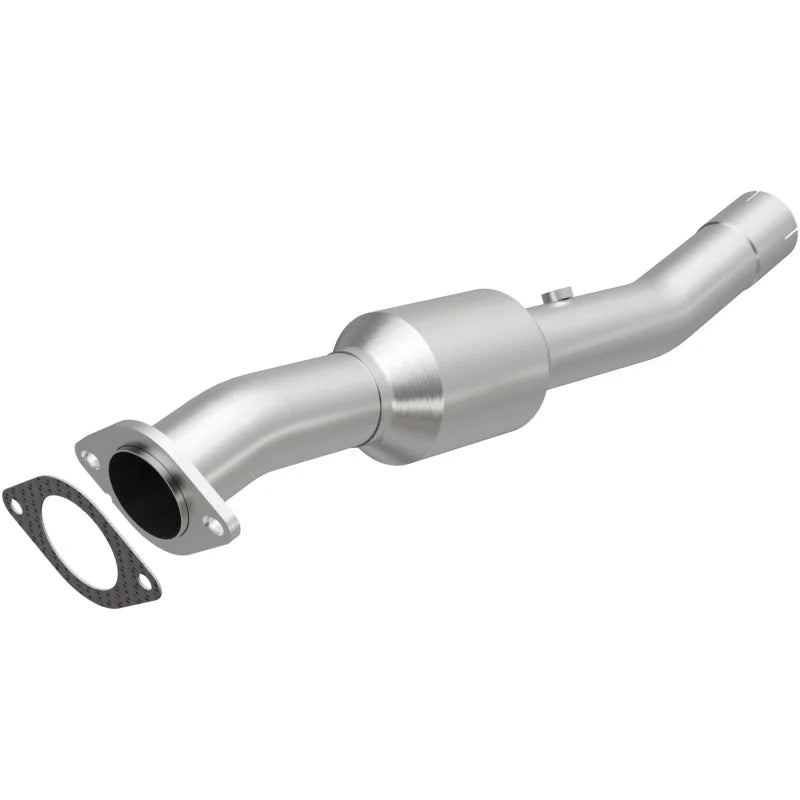 Magnaflow 03-06 Chevrolet Silverado 2500 HD 6.0L Direct Fit Converter - Main Product View