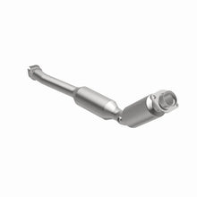 Load image into Gallery viewer, Magnaflow 03-11 Ford Crown Victoria 4.6L Direct Fit Converter - Additional View 7