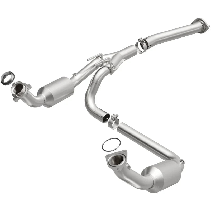 Magnaflow 04-05 Chevrolet Express 1500 5.3L Direct Fit Converter - Main Product View