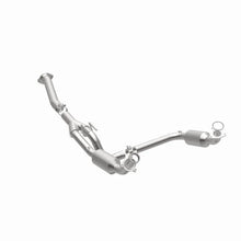 Load image into Gallery viewer, Magnaflow 04-05 Chevrolet Express 1500 5.3L Direct Fit Converter - Additional View 14