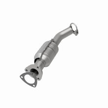 Load image into Gallery viewer, Magnaflow 04-05 Suzuki Forenza 2.0L Direct Fit Converter - Additional View 9