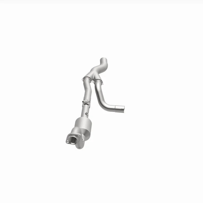 Magnaflow 04-06 Dodge Durango 5.7L Direct Fit Converter - Side View