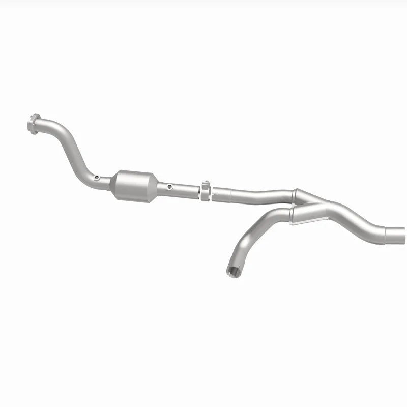 Magnaflow 04-06 Dodge Durango 5.7L Direct Fit Converter - Installation View