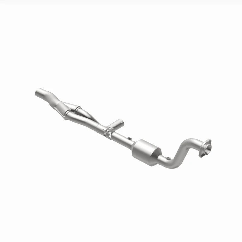 Magnaflow 04-06 Dodge Durango 5.7L Direct Fit Converter - Additional View 12