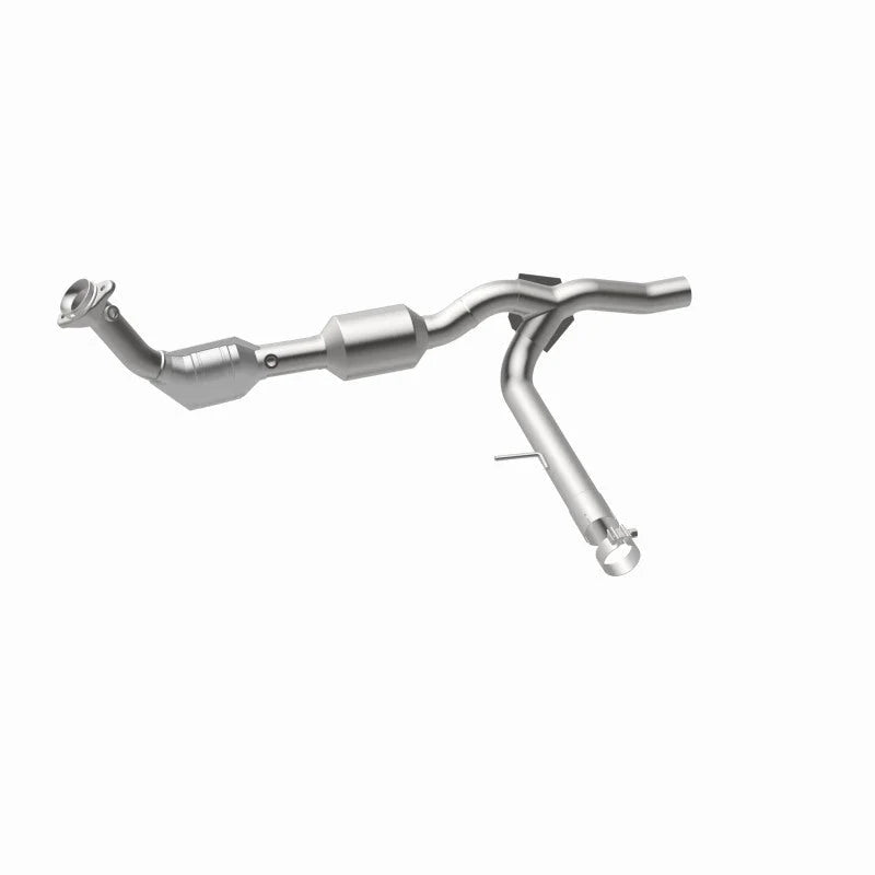 Magnaflow 04-06 F-150 V8 4.6 OEM Underbody Direct Fit Converter - Installation View
