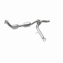 Load image into Gallery viewer, Magnaflow 04-06 F-150 V8 4.6 OEM Underbody Direct Fit Converter - Installation View