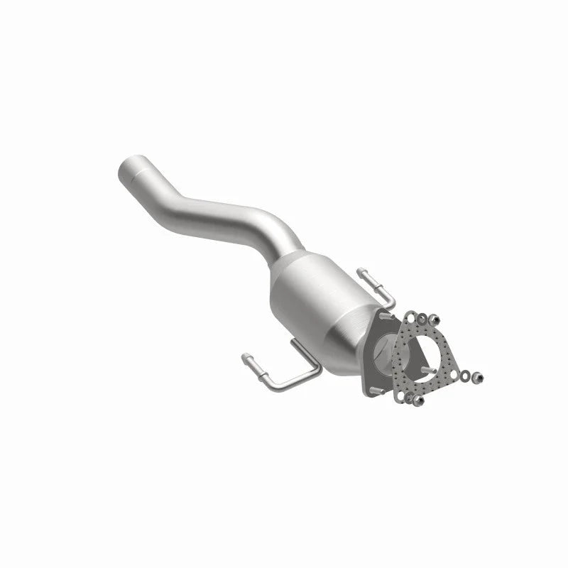 Magnaflow 04-06 Volkswagen Touareg 3.2L Direct Fit Converter - Back View