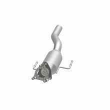 Load image into Gallery viewer, Magnaflow 04-06 Volkswagen Touareg 3.2L Direct Fit Converter - Additional View 5