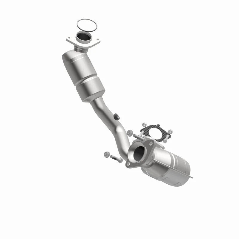 Magnaflow 04-07 Ford Taurus 3.0L Direct Fit Converter - Back View