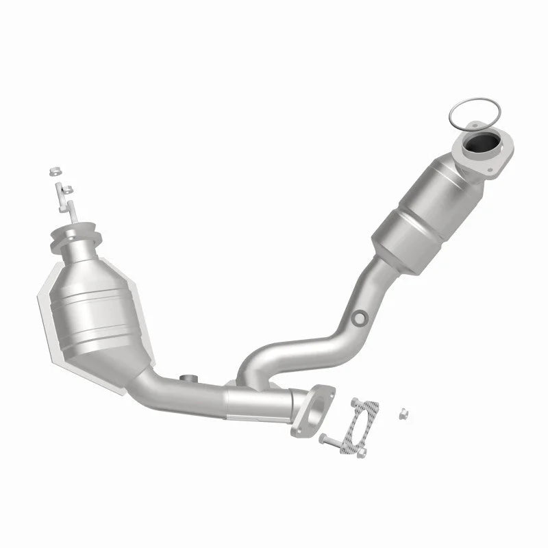 Magnaflow 04-07 Ford Taurus 3.0L Direct Fit Converter - Installation View