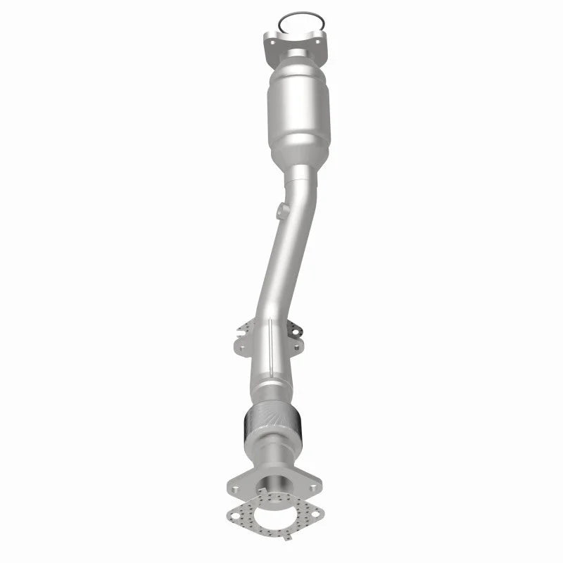 Magnaflow 05-06 Chevrolet Malibu 3.5L Direct Fit Converter - Installation View