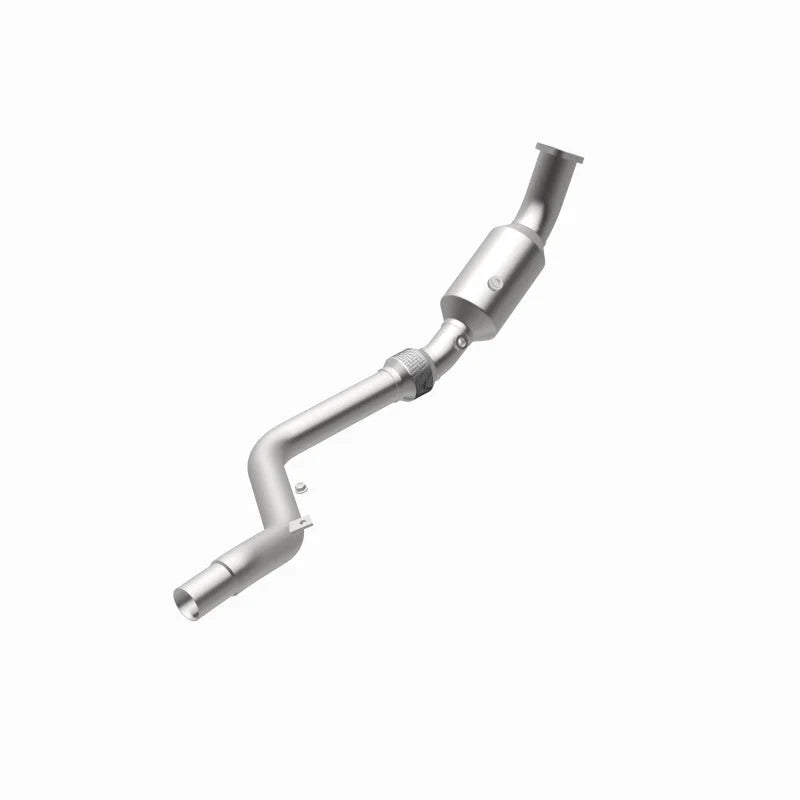 Magnaflow 05-06 Chrysler 300 3.5L Direct Fit Converter - Back View