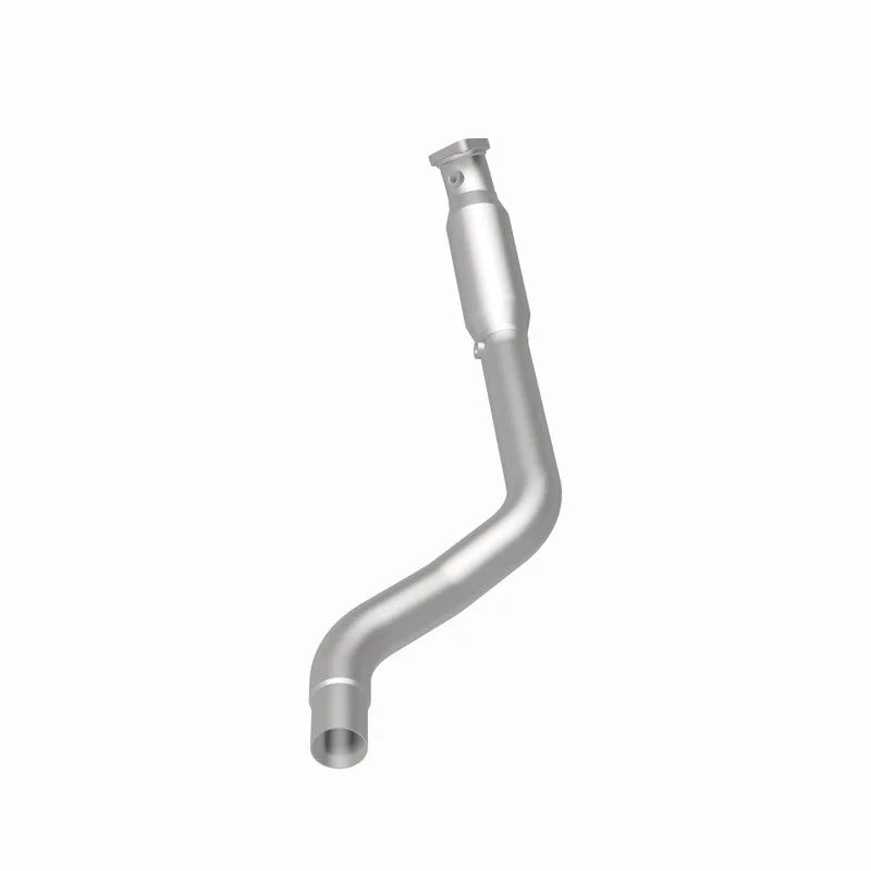 Magnaflow 05-06 Chrysler 300 6.1L Direct Fit Converter - Installation View
