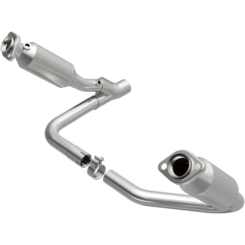 Magnaflow 05-06 Dodge Durango 4.7L Direct Fit Converter - Main Product View