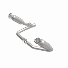 Load image into Gallery viewer, Magnaflow 05-06 Dodge Durango 4.7L Direct Fit Converter - Additional View 16