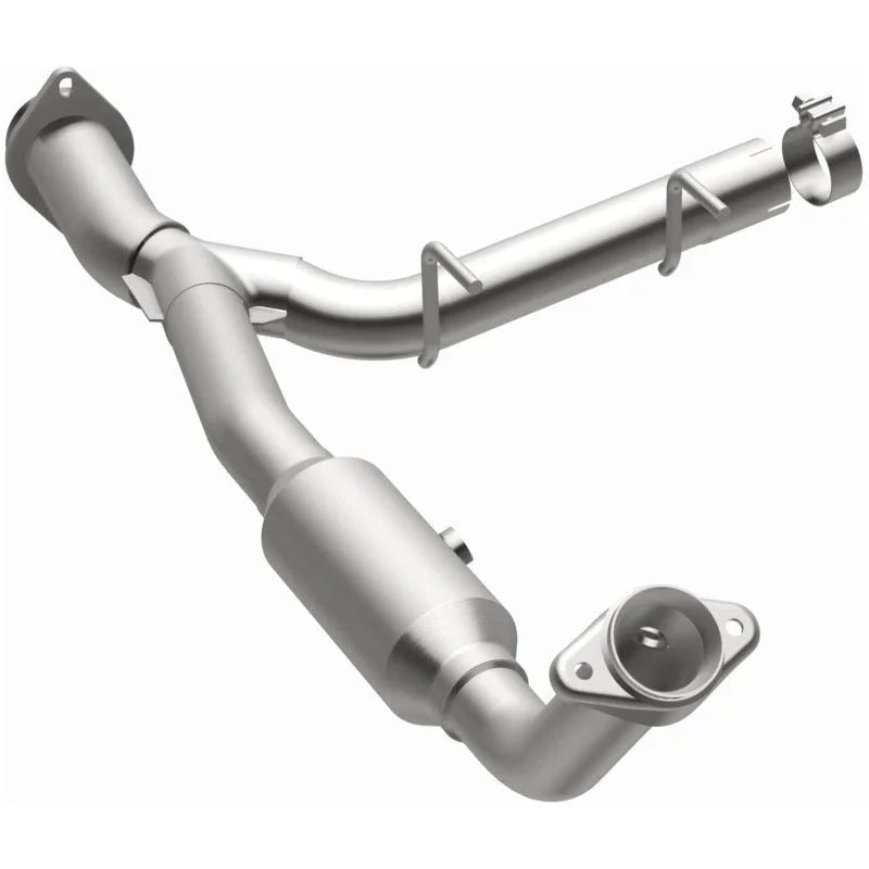 Magnaflow 05-06 Ford Expedition 5.4L Direct Fit Converter - Additional View 6
