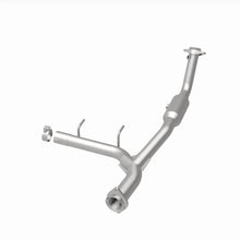 Load image into Gallery viewer, Magnaflow 05-06 Ford Expedition 5.4L Direct Fit Converter - Additional View 13