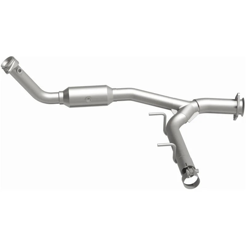 Magnaflow 05-06 Ford Expedition 5.4L Direct Fit Converter - Additional View 14