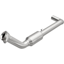 Load image into Gallery viewer, Magnaflow 05-06 Ford F-150 4.2L Direct Fit Converter - Main Product View