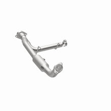 Load image into Gallery viewer, Magnaflow 05-06 Lincoln Navigator 5.4L - Driver side - Additional View 13