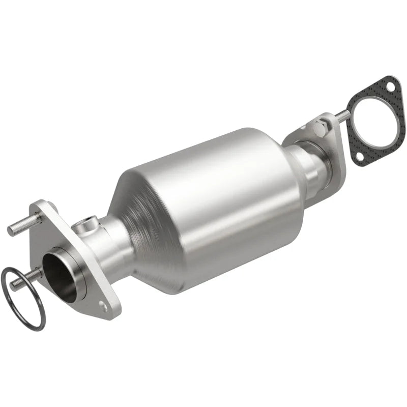 Magnaflow 05-06 Nissan Pathfinder 4.0L Direct Fit Converter - Main Product View