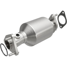 Load image into Gallery viewer, Magnaflow 05-06 Nissan Pathfinder 4.0L Direct Fit Converter - Main Product View