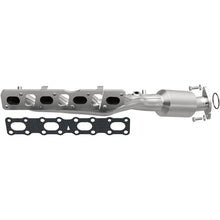 Load image into Gallery viewer, Magnaflow 05-06 Nissan Titan 5.6L Direct Fit Converter - Main Product View