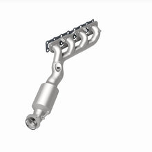 Load image into Gallery viewer, Magnaflow 05-06 Nissan Titan 5.6L Direct Fit Converter - Additional View 9