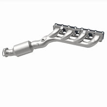 Load image into Gallery viewer, Magnaflow 05-06 Nissan Titan 5.6L Direct Fit Converter - Additional View 12