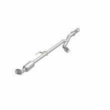 Load image into Gallery viewer, Magnaflow 05-06 Toyota Tundra 4.0L Direct Fit Converter - Additional View 5