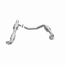Load image into Gallery viewer, Magnaflow 05-08 Ford E-350 Super Duty 5.4L Direct Fit Converter - Additional View 11