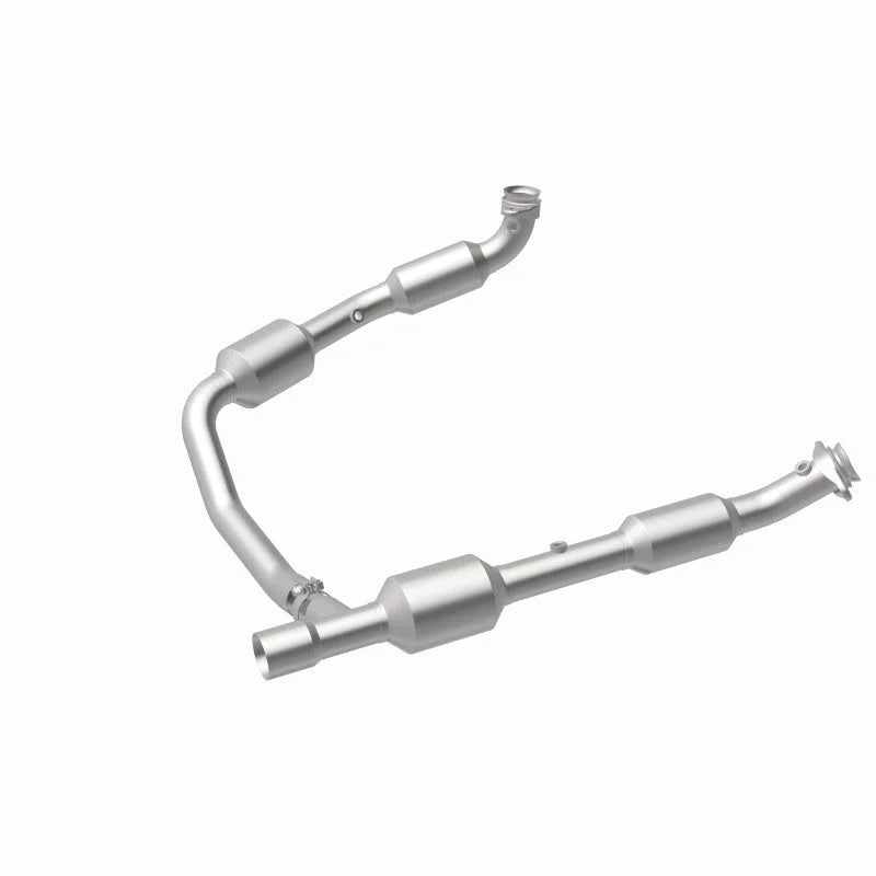 Magnaflow 05-08 Ford E-350 Super Duty 5.4L Direct Fit Converter - Additional View 16