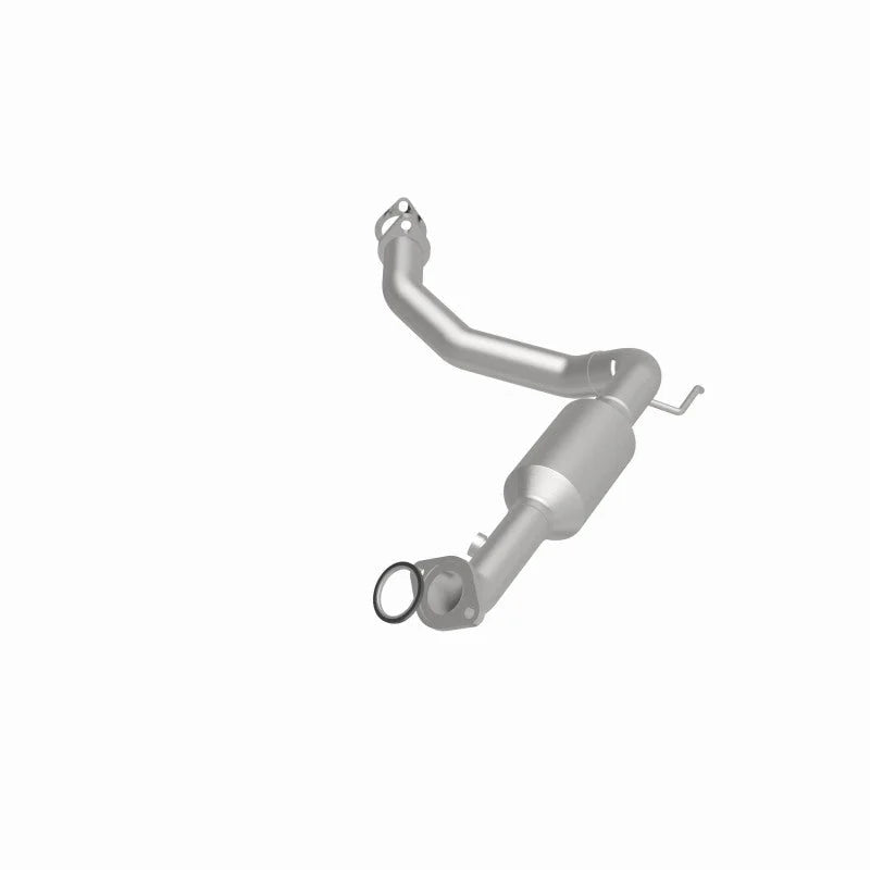 Magnaflow 05-09 Lexus GX470 4.7L Direct Fit Converter - Installation View