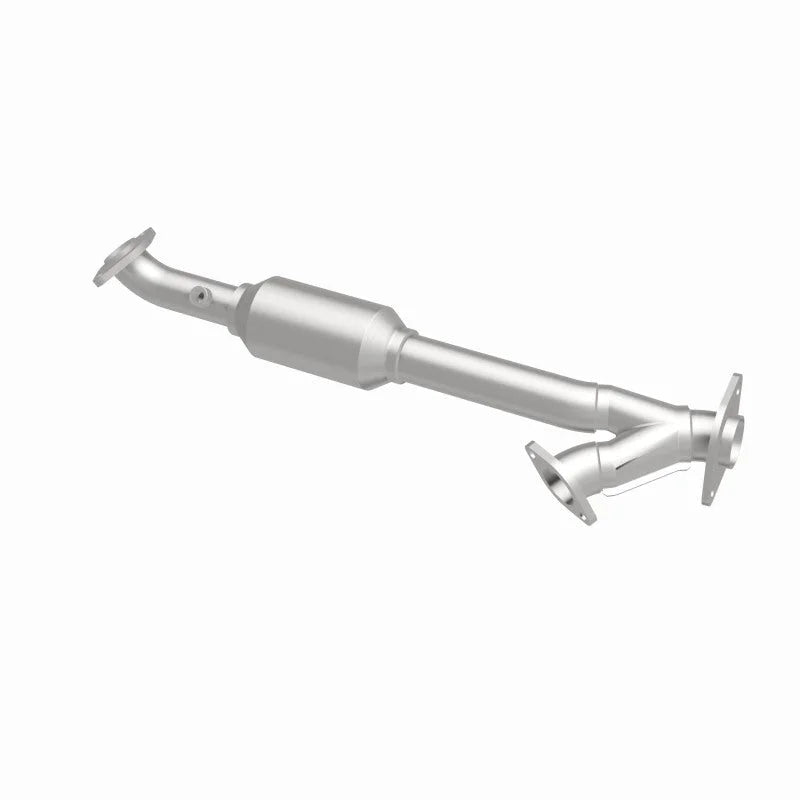 Magnaflow 05-09 Lexus GX470 4.7L Direct Fit Converter - Installation View