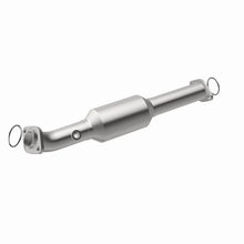 Load image into Gallery viewer, Magnaflow 05-15 Toyota Tacoma 4.0L Direct Fit Converter - Additional View 14