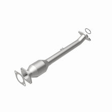 Load image into Gallery viewer, Magnaflow 05-17 Nissan Frontier 4.0L Direct Fit Converter - Additional View 6