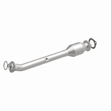 Load image into Gallery viewer, Magnaflow 05-17 Nissan Frontier 4.0L Direct Fit Converter - Additional View 10