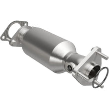 Load image into Gallery viewer, Magnaflow 05-17 Nissan Frontier 4.0L Direct Fit Converter - Main Product View