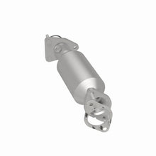 Load image into Gallery viewer, Magnaflow 05-17 Nissan Frontier 4.0L Direct Fit Converter - Additional View 5
