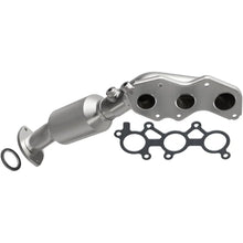 Load image into Gallery viewer, Magnaflow 06-08 IS250 V6 2.5 OEM Manifold Direct Fit Converter - Main Product View