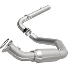 Load image into Gallery viewer, Magnaflow 06-10 Chevrolet Express 3500 6.0L Direct Fit Converter - Main Product View
