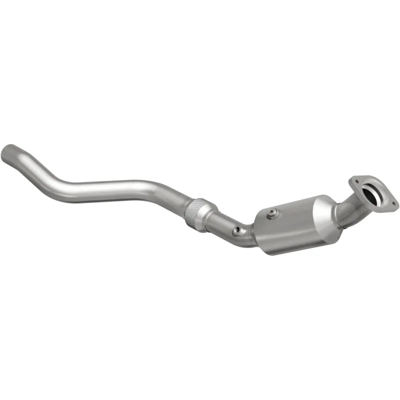 Magnaflow 06-14 Chrysler 300 5.7L Direct Fit Converter - Main Product View